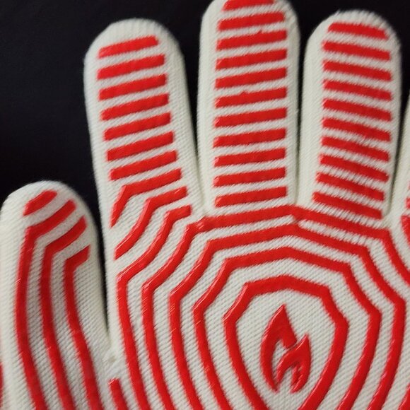 Azoker Brand Red and White Long Cuff BBQ Grill Heat Resistant Gloves Made in USA - Picture 3 of 16